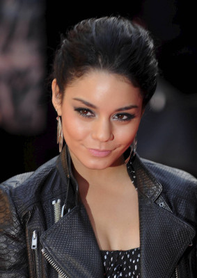 photo 10 in Vanessa Hudgens gallery [id128357] 2009-01-19 00:00:00