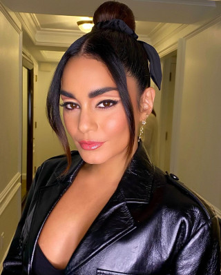 photo 16 in Vanessa Hudgens gallery [id1289153] 2021-12-19 00:00:00