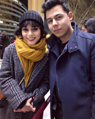 Vanessa Hudgens pic #1030161