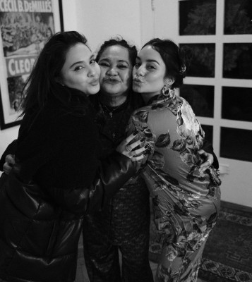 photo 24 in Vanessa Hudgens gallery [id1296247] 2022-02-05 00:00:00