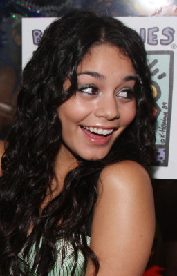 Vanessa Hudgens pic #157045