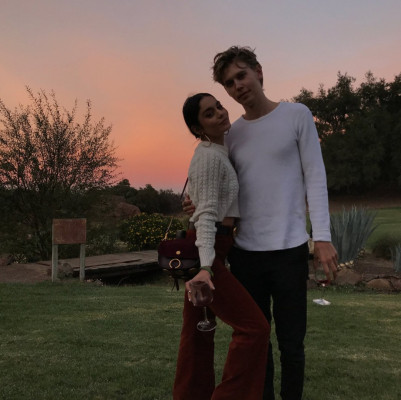Vanessa Hudgens pic #983521