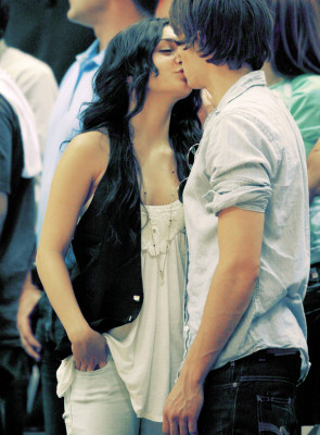 Vanessa Hudgens pic #161559