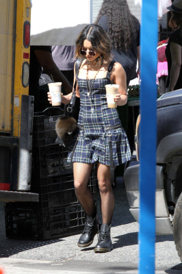 Vanessa Hudgens pic #970023