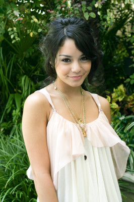 Vanessa Hudgens pic #129700