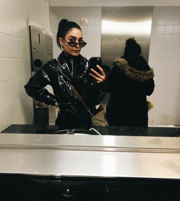 Vanessa Hudgens pic #1142041