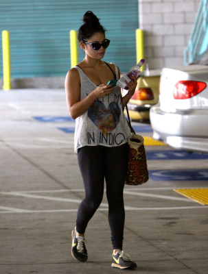 Vanessa Hudgens pic #519548