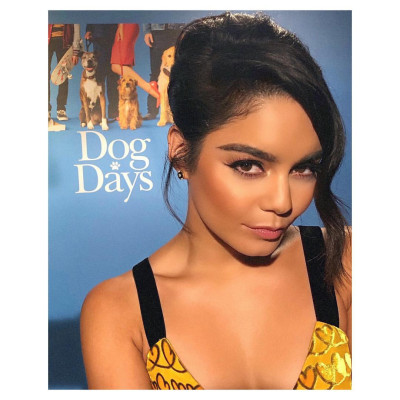 Vanessa Hudgens pic #1083158