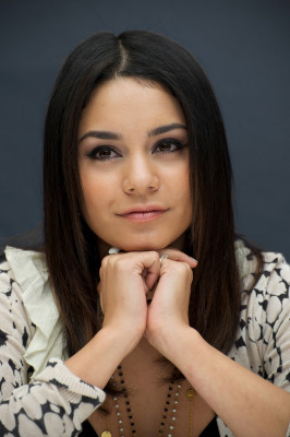 Vanessa Hudgens pic #360091
