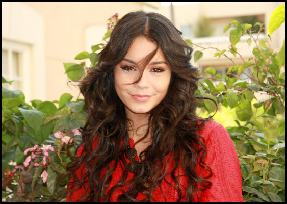Vanessa Hudgens pic #350543