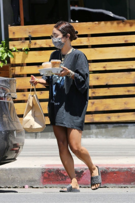 Vanessa Hudgens pic #1221368