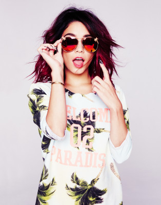 Vanessa Hudgens pic #770183