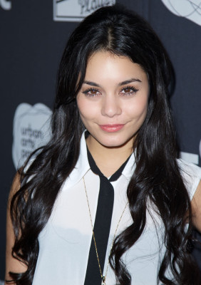 Vanessa Hudgens pic #553421