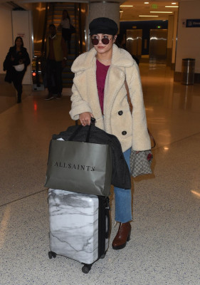 Vanessa Hudgens pic #983527