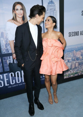 Vanessa Hudgens pic #1113376