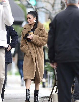 Vanessa Hudgens pic #1114534
