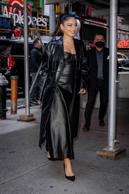 photo 14 in Vanessa Hudgens gallery [id1281241] 2021-11-18 00:00:00