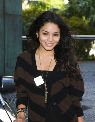 Vanessa Hudgens pic #213974