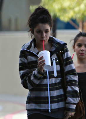 Vanessa Hudgens pic #678924