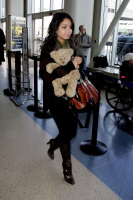 Vanessa Hudgens pic #488119