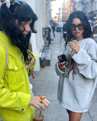 photo 26 in Vanessa Hudgens gallery [id1276662] 2021-10-21 00:00:00