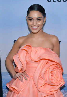 Vanessa Hudgens pic #1113370