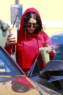 Vanessa Hudgens pic #957084