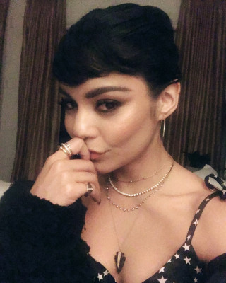 Vanessa Hudgens pic #1044427