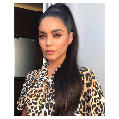 Vanessa Hudgens pic #1083495