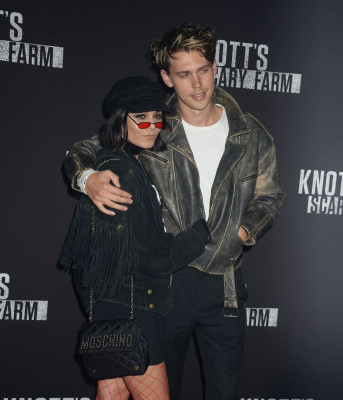 Vanessa Hudgens pic #977640