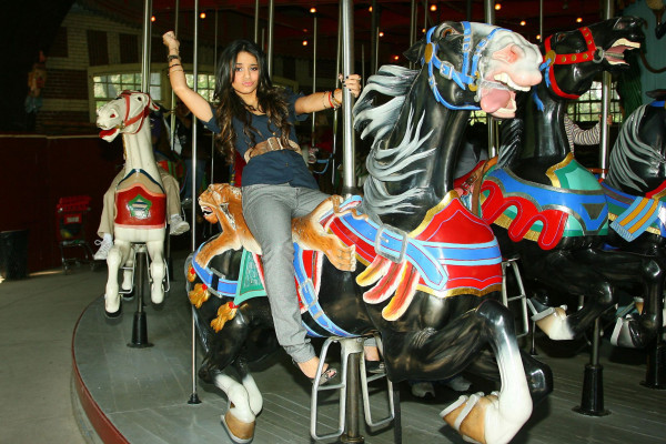 Vanessa Hudgens pic #136134