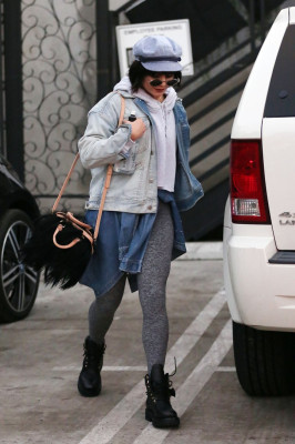 Vanessa Hudgens pic #997470