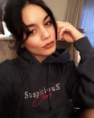 Vanessa Hudgens pic #1142035