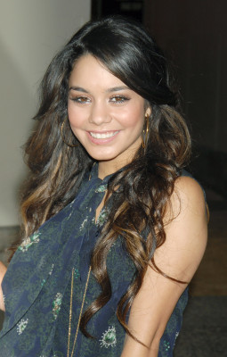 Vanessa Hudgens pic #681655