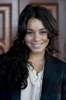 Vanessa Hudgens pic #141593