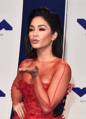 Vanessa Hudgens pic #959127