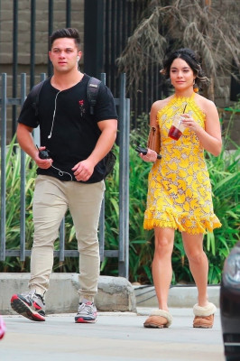 Vanessa Hudgens pic #983536