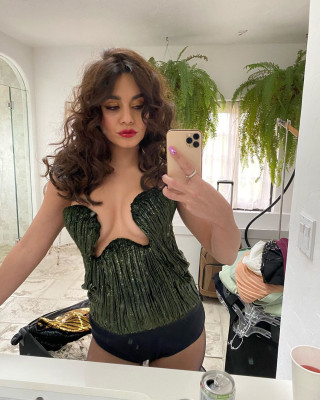 Vanessa Hudgens pic #1207694