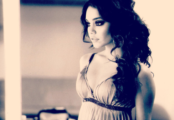Vanessa Hudgens pic #525091