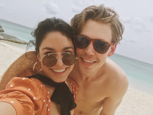 Vanessa Hudgens pic #1080775