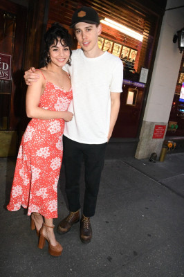 Vanessa Hudgens pic #1080759