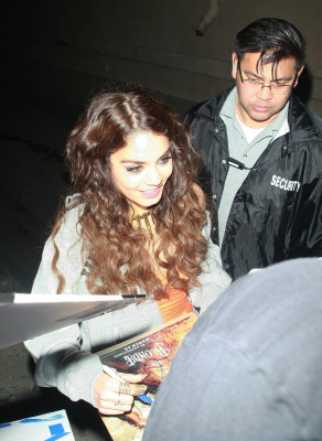 Vanessa Hudgens pic #588151