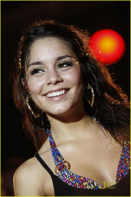 Vanessa Hudgens pic #135455