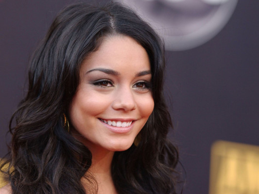 photo 9 in Vanessa Hudgens gallery [id106191] 2008-08-06 00:00:00