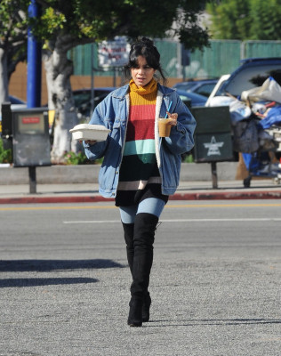 Vanessa Hudgens pic #1089031