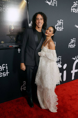 photo 18 in Vanessa Hudgens gallery [id1280213] 2021-11-14 00:00:00