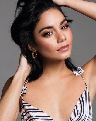 Vanessa Hudgens pic #1100580