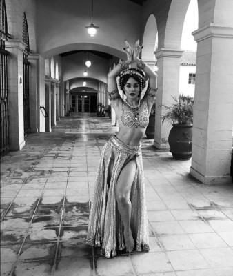 Vanessa Hudgens pic #1078469
