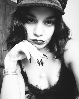 Vanessa Hudgens pic #1078467