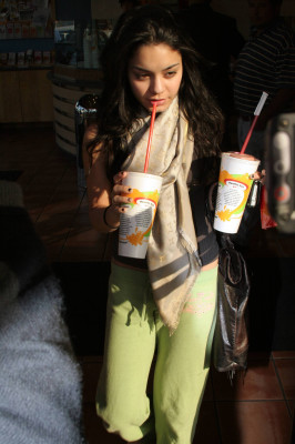 Vanessa Hudgens pic #148816
